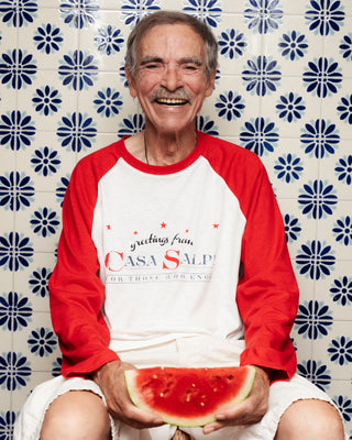 GREETINGS RED LONGSLEEVE